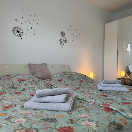 Ruhrpott Residenz - 3 Zimmer Suite - 70Qm Mit Balkon Oberhausen  Bagian luar foto