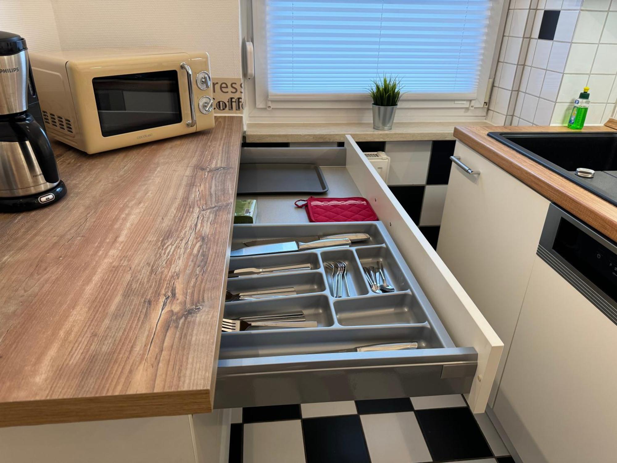 Ruhrpott Residenz - 3 Zimmer Suite - 70Qm Mit Balkon Oberhausen  Bagian luar foto